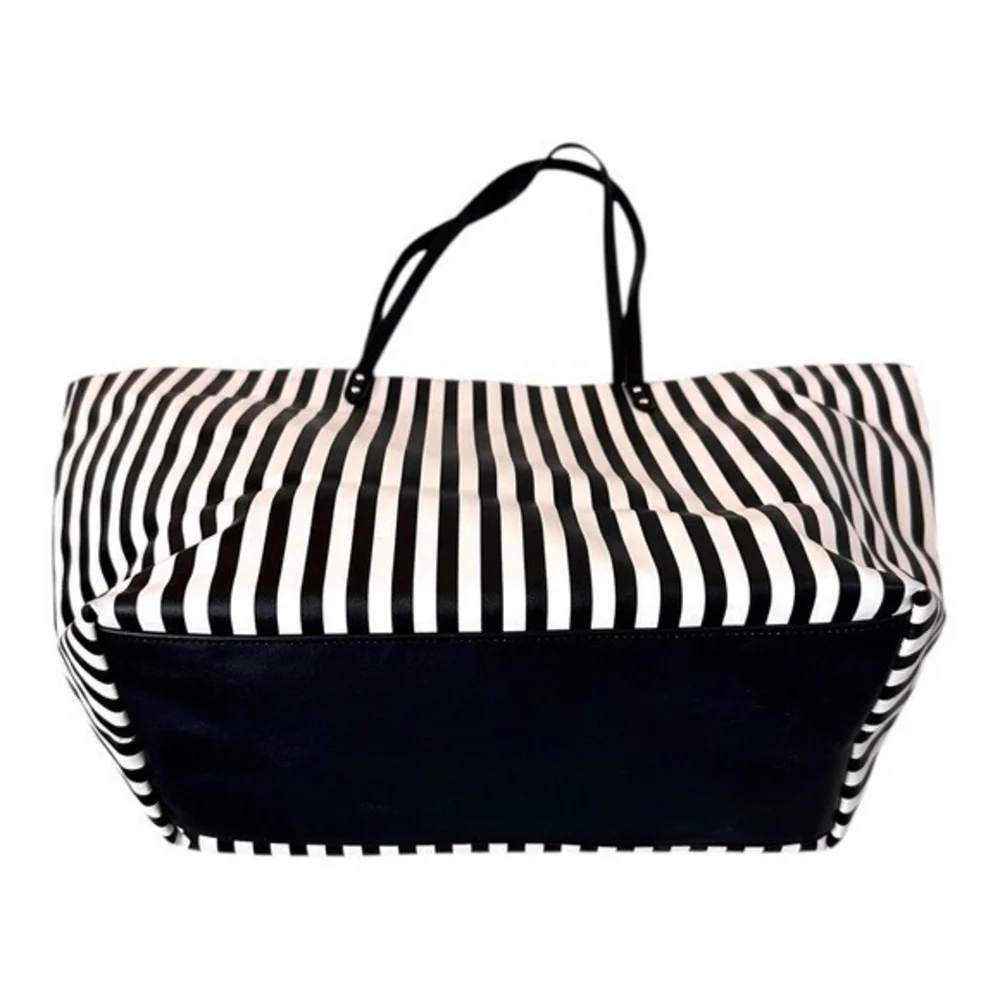 Victoria's Secret Weekend Tote Bag 21